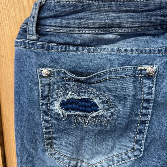 Grace in LA Women's Faded Blue Slim Straight Jeans - Picture 3 of 8